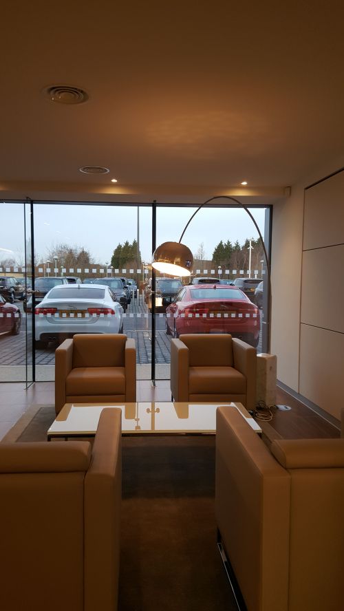 Click Here To Enlarge This Photo Of Landrover Jaguar Nottingham